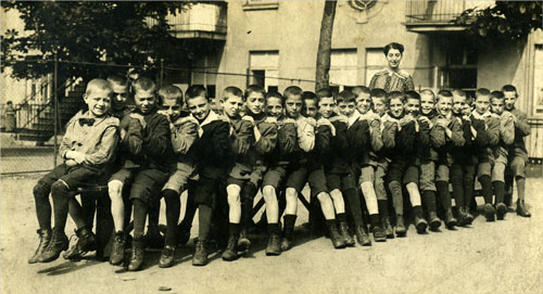 Maurice in German School